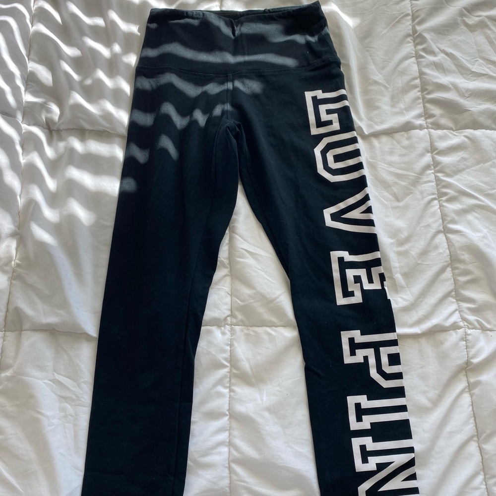 Pink logo leggings